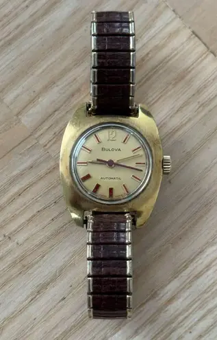 Bulova Automatic Gold Rare Vintage Ladies Watch Two-Tone Stretch Bracelet Works