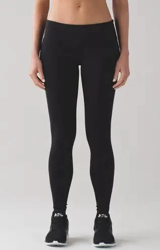 Lululemon  Wunder Under Low-Rise Tight (Full-On Luxtreme)
Black - Image 1