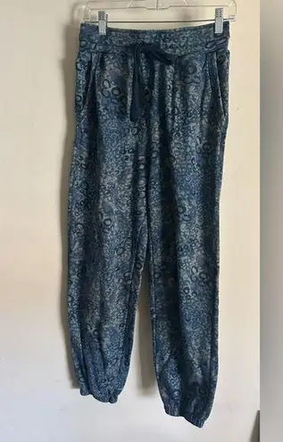 Anthropologie Women’s Saturday Sunday Camilla Joggers Animal Print Leopard Small Blue