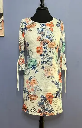 R & K Blue Sheath Dress 3/4 Sleeve Crew Neck Size 4