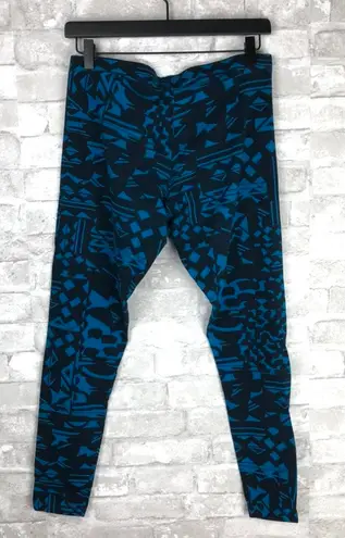 Victoria's Secret Victoria’s Secret Patterned Tee Shop Leggings