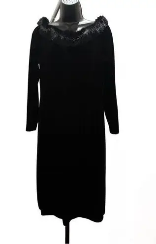 Alex Evenings  Black Velvet Off Shoulder Faux Fur Lined Neckline Midi Dress - siz