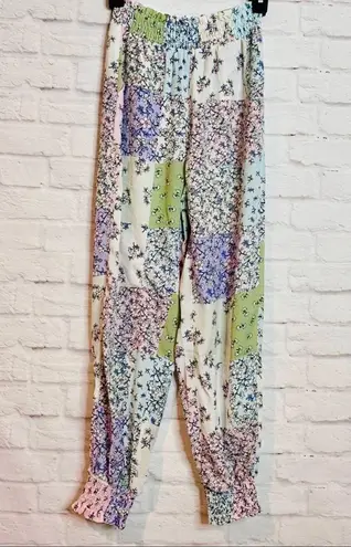 Boutique NEW Floral Patch Pants