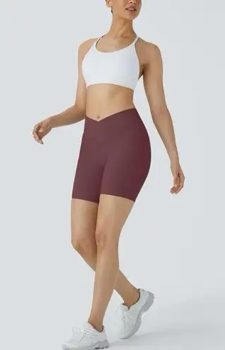 Halara Softlyzero High Waisted Crossover Side Pocket Yoga Biker Shorts 7"