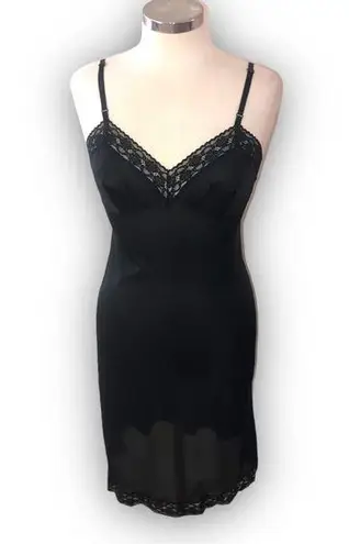 Vanity Fair Vintage 70s  Slip Dress Black Lace Trim Dupont Nylon 32