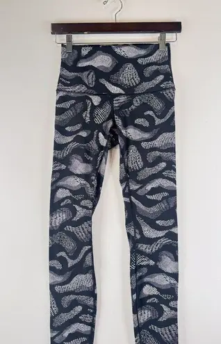Lululemon Womens Leggings Warp Ice Grey Black Wunder Under Pant Pull On Size 6
