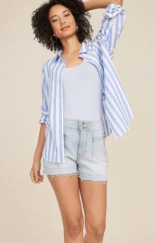 Maurice's M Jeans by Maurice’s Light Blue High-Waisted Jean Shorts with Frayed Hem - Image 3