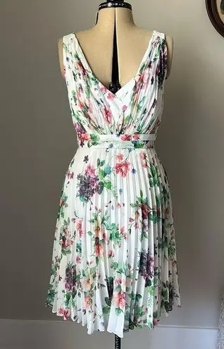 Donna Morgan NWT garden dress