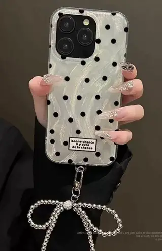 Iphone 15 pro Bow case