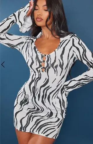 Pretty Little Thing NEW PLT  Zebra Print Bodycon Dress Long Bell Sleeves Size 8