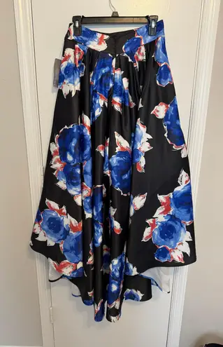 Gracia Women's Long Multicolor Floral Skirt Size M