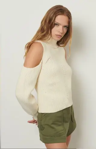 DEREK LAM 10 CROSBY ANITA COLD SHOULDER TURTLENECK Size undefined