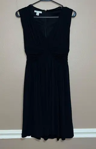 Boston Proper Women’s Black v-neckline sleeveless mini dress