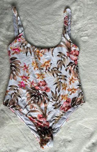 Billabong UO Exclusive Paradiso One-Piece Swimsuit