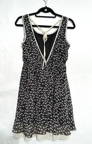 Rosebud x Francesca’s Cat Print Layered Drawstring Waist Mini Dress Size Medium