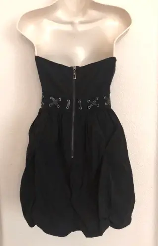 Anabelle's Adorable Annabelle strapless dress. Sz S In amazing condition!