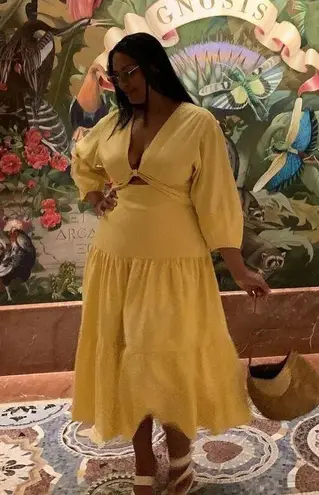 Derek Lam COLLECTIVE Yellow V-Neck Hourglass Twist Front Tiered Mini Dress 36