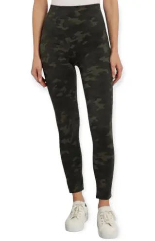 Bagatelle Camo Seamless Leggings Size M, New w/o Tag