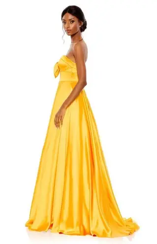 Mac Duggal BOW SWEETHEART STRAPLESS A LINE GOWN belle dress size 6 Style #67995