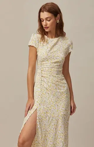 RIHOAS The Yellow Round Neck Floral Midi Dress 74 Orange Size M