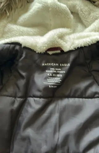 American Eagle Outfitters Puffer Jacket