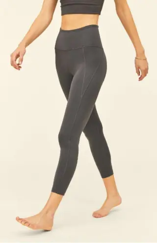 Girlfriend Collective đź’•GIRLFRIENDđź’• Compressive High-Rise 7/8 Legging Moon Charcoal Gray L NWT