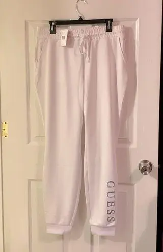 Guess  active pants sweatpants new with tag