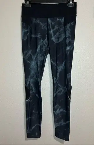 Sweaty Betty  Zero Gravity marble print black athletic leggings size medium