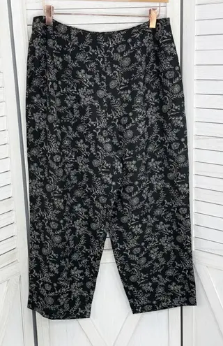 Charter Club Floral Print Linen Blend Capri Pants Black White Size 10