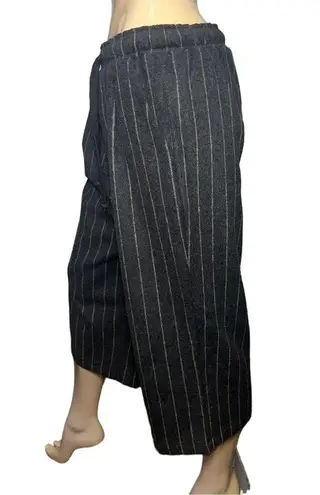 MIG Korea Design S Charcoal Gray Pinstripe Cotton Pull On Wide Leg Culotte Pants