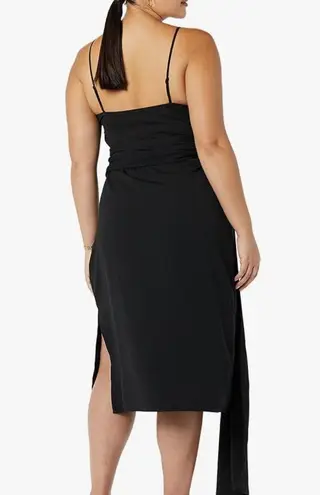LMAKING THE CUT Women's Standard Draped Shoulder Midi Dress