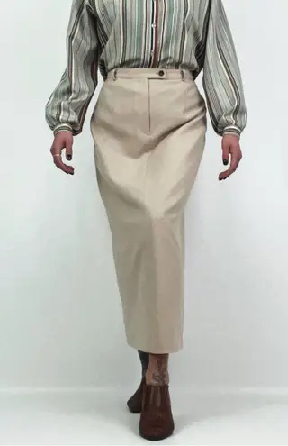 Vintage Deadstock Pure Wool Midi Skirt in Buff | Size M Tan Size M