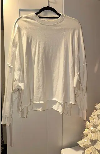 Mod Ref Pre owned  distressed oversized crewneck sweatshirt. 🤍 - Image 2