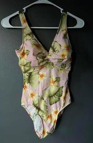 Islander Floral Print One