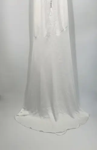 Elliatt Skylar Dress in White Large