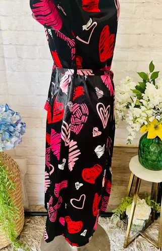 Boutique Black Silk Heart Robe