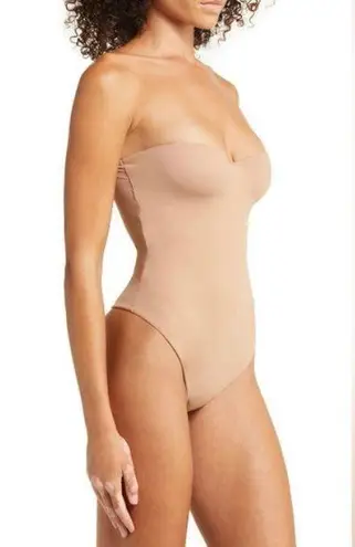 SKIMS Body Underwire Contouring Bodysuit L