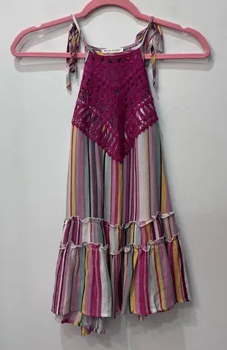 Main Strip Bubble Gum Stripes Halter blouse size small lace stripe