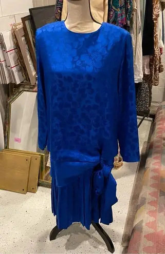 Vintage 80’s blue floral silk drop waist Pat Argenti giant bow tie pleated dress Size 8