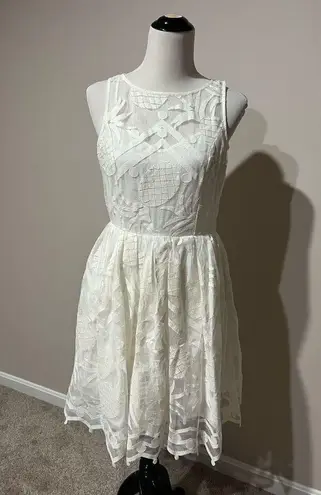 Maeve Anthropologie white dress size 10