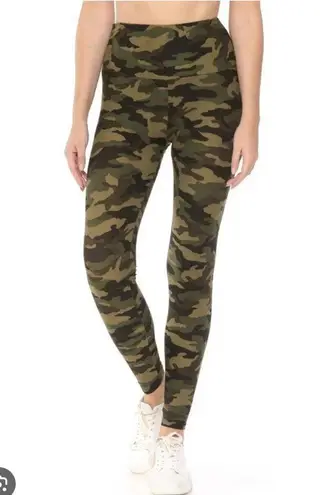 Pacific&Co Casablanca by Marrakech Clothing camo high waist leggings size M