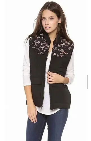 Flynn Skye embroidered full zip puffer vest Size 2