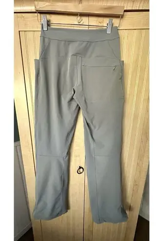 Mountain Hardwear Mountain Hardware Women’s Gray Hiking Pants Size 2 Outdoors Casual Nylon Size 2