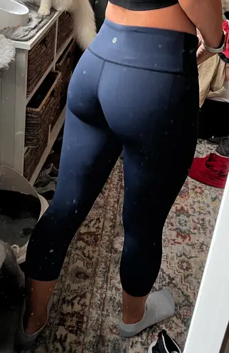 Lululemon Navy Blue Cropped Leggings