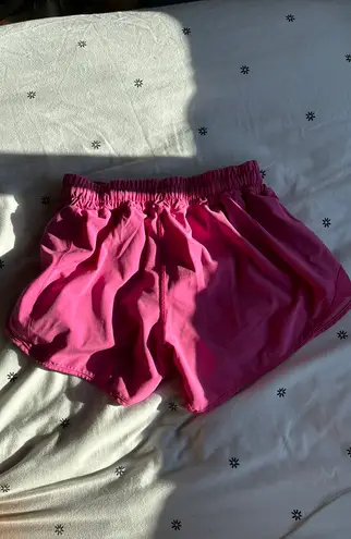 Lululemon Hotty Hot Short 2.5”