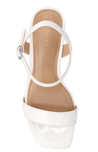 Elegant White Wedge Sandals Size 7.5