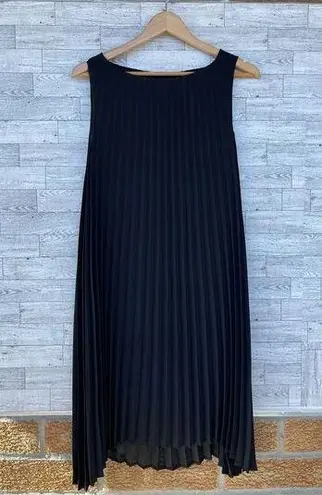 Babette Pleated classy Dress in black size small