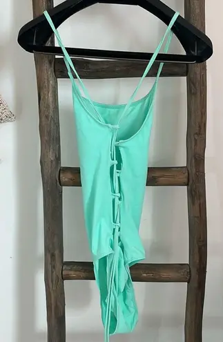 Cabana Del Sol NWOT Mint Green One Piece Starp Back Swimsuit / Size S
