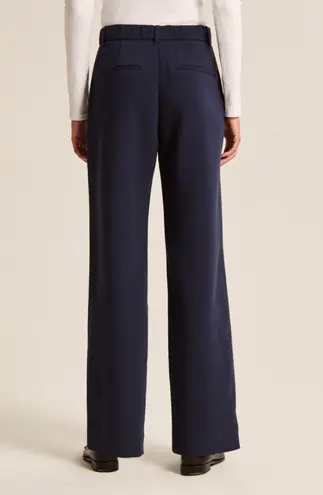 Abercrombie & Fitch Tailored Straight Pant NWT