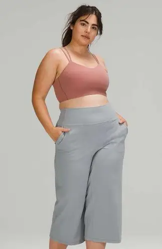Lululemon NWT  Align 23” Wide Leg Super High-Rise Crop in Rhino Gray thumbnail 1